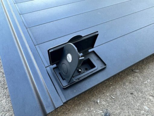 2017-2022 FORD F250 F350 RETRAX RETRACTABLE BED COVER FOR 6' 9" SHORT BED