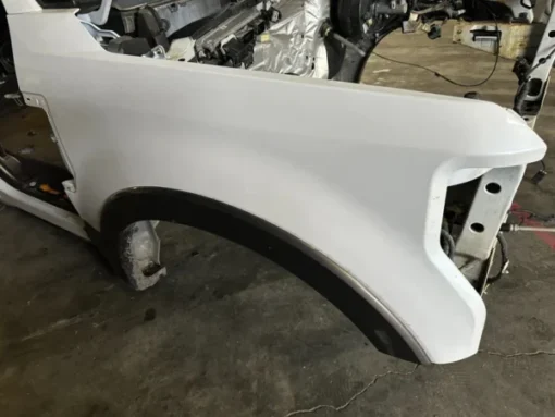 2017 FORD F250 F350 KING RANCH PASSENGER RH FENDER METALLIC WHITE / CARIBOU OEM